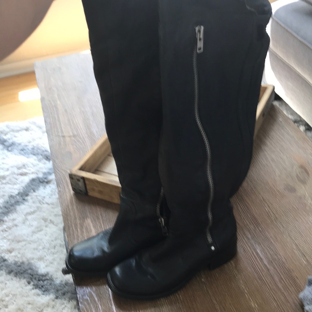 Jessica Simpson black leather over knee boots sz6